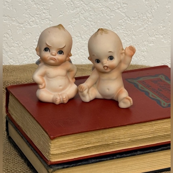 Vintage KEWPIE 3β Bisque Dolls | Set of TWO | Waving and Sad Sitting Dolls EUC - Picture 1 of 16